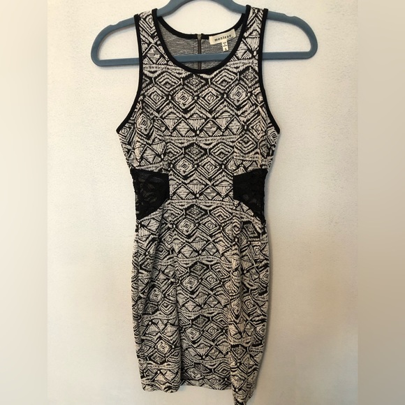 Black and white midi dress by Monteau. Size: S. Zipper works! - Picture 2 of 8